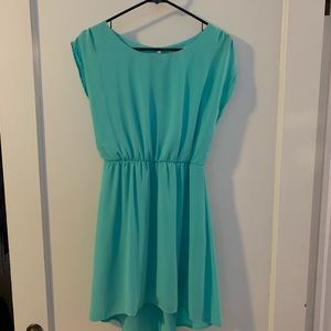 Gianni BINI light blue dress. Great for everything